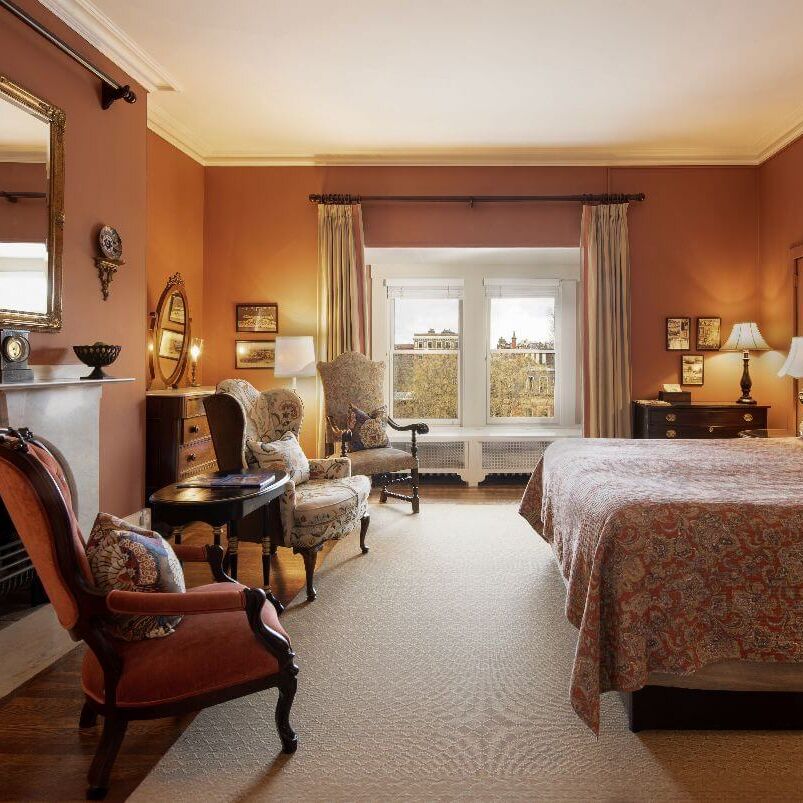 bed and breakfast room