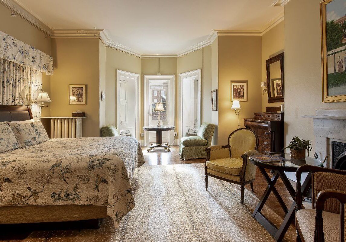 bed and breakfast room